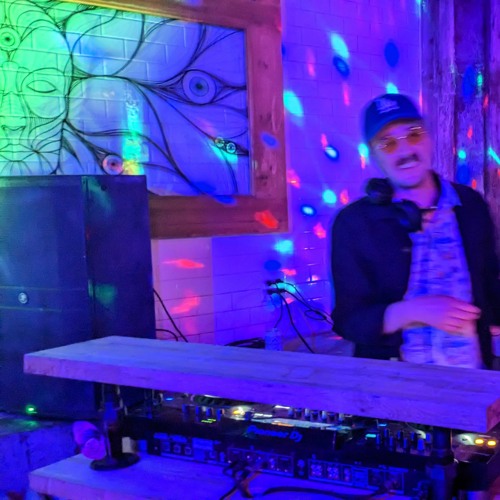 Stream Cicada Underground (live) by justin cornwall Listen online for