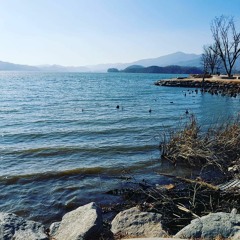 Lake (1999)