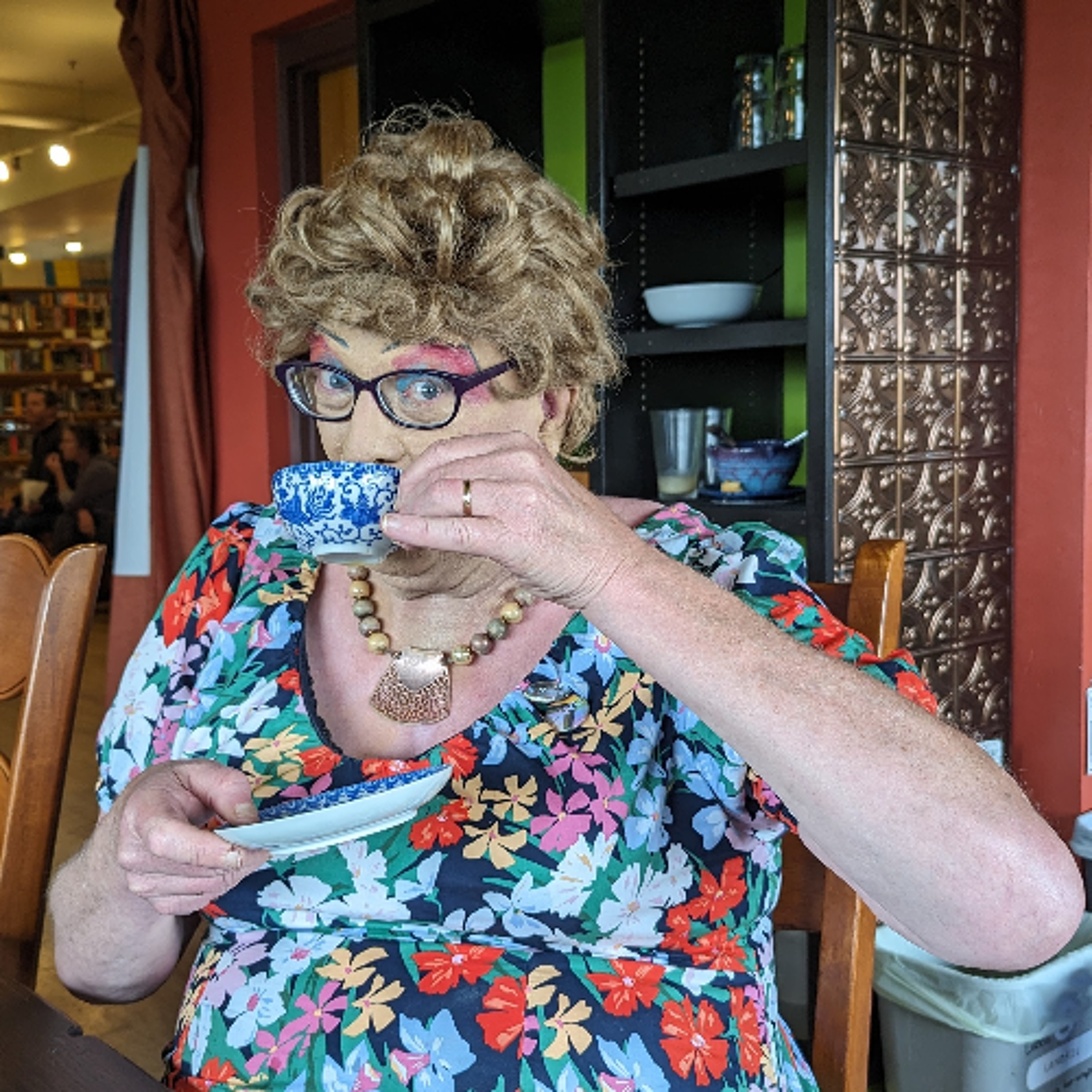 SpillingTeaWithBettyDesire-Kendall&Elizabeth