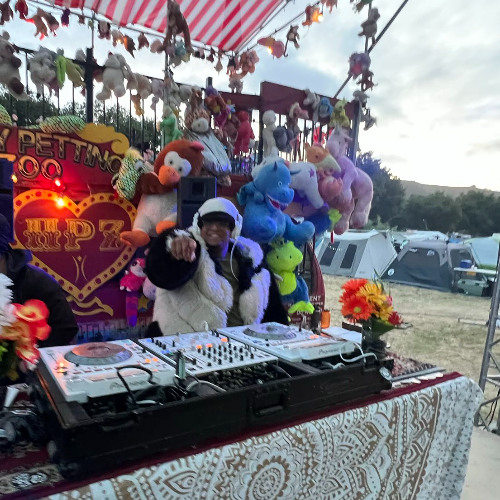 Sunset Set @ UnSCruz 2025 - Heavy Petting Zoo x Entheos x The Sound Garden
