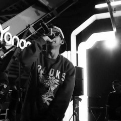 ချစ်တယ်ပြောပီ သစ္စာ မဲ့