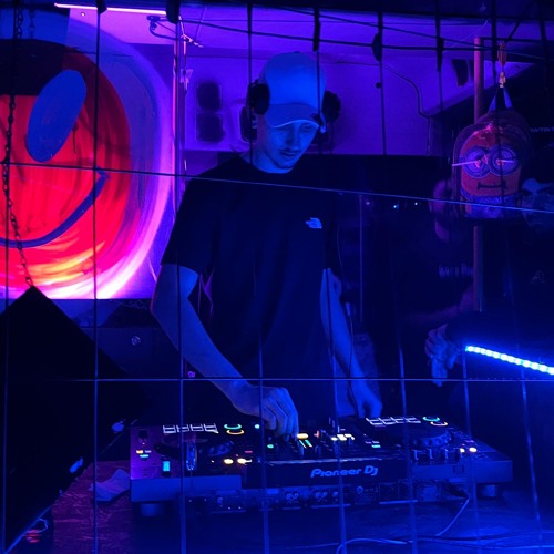 18.1 The Storage Rave im Raveliner