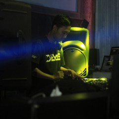 Flashlight ( Ibel Edit x Dewo888 ) #DEWOGANTENG