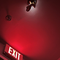 PARTYPOOPER