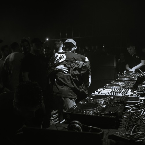 warm up MICHAEL BIBI @ 5.11.21, Yumbo