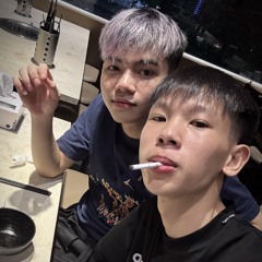 ôm trọn nổi đau remiz nganngan đinh tùng huy Ytb @DJ_KINGKONG2002.mp3