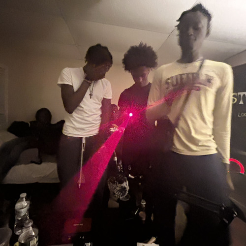 bouttaweek (emosama)