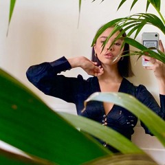 let me hold u. (slowed)