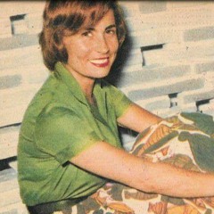 بهيجة إدريس - رضيتُ بِحالي إن تكن عنه راضيا (قصيدة هجران)