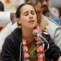 Gourangi Gandharvika Devi Dasi - Day 3 - Kirtan Safari