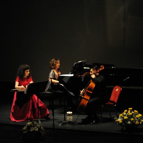 Stream Manuel De Falla Siete Canciones Populares Españolas Asturiana By Zina Asfour Listen Stream Manuel De Falla Siete Canciones Populares Españolas Asturiana By Zina Asfour Listen