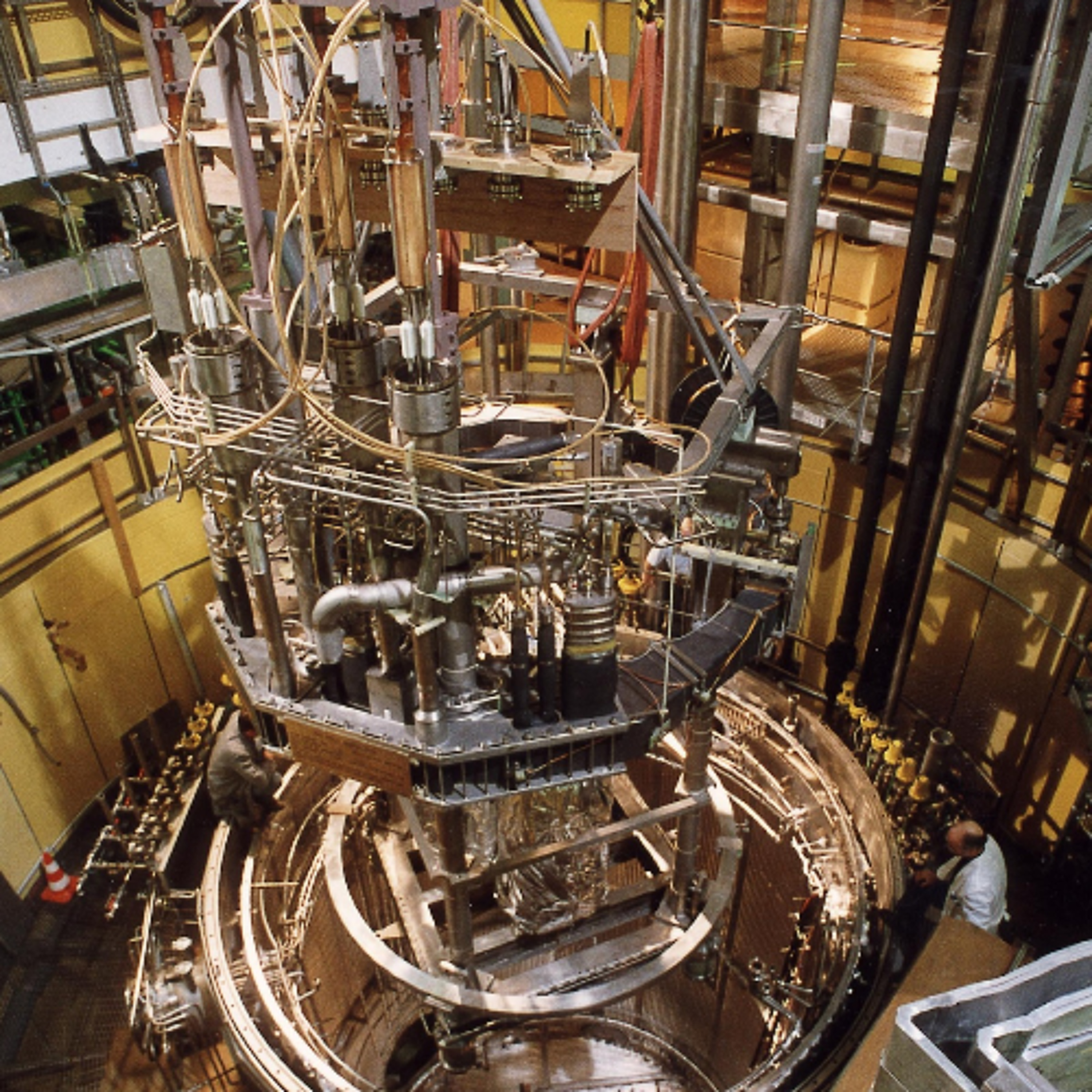 Karlsruher Institut für Technologie ( KIT)