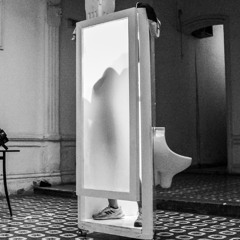 La fila del baño & Peligrosos