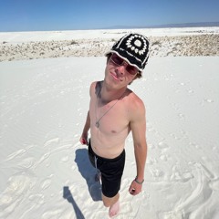 Kanye West & Lil Pump - I Love It (CAKEWALK Remix) [Free DL]