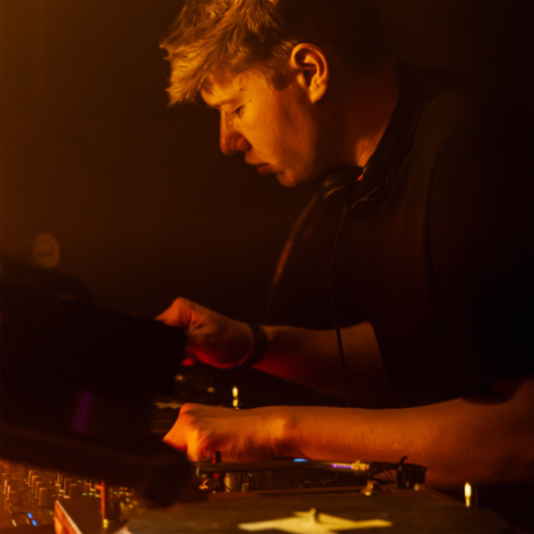 Listen to Henry Greenleaf: 13th June '25 by Noods Radio in