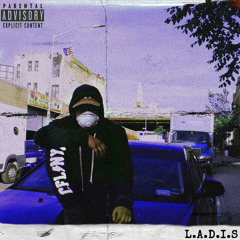 Off-White (Feat. Pecho)