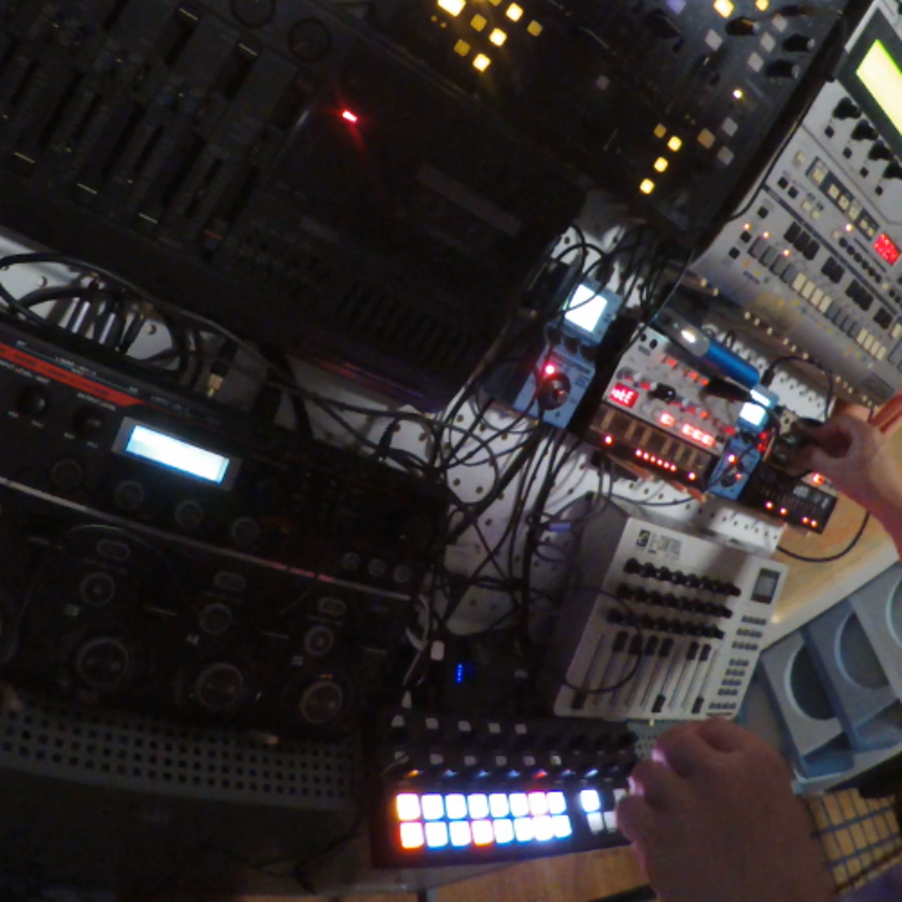 Dub Techno Improvisation — Yamaha RS7000, RC-505 & Torso T1 episode artwork