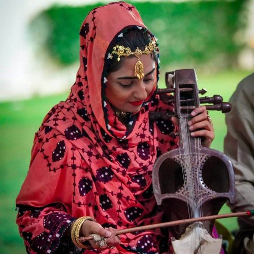 Balochi_New_Omani_Irani_Hit_Remix_Song_2020-Pare_Pare