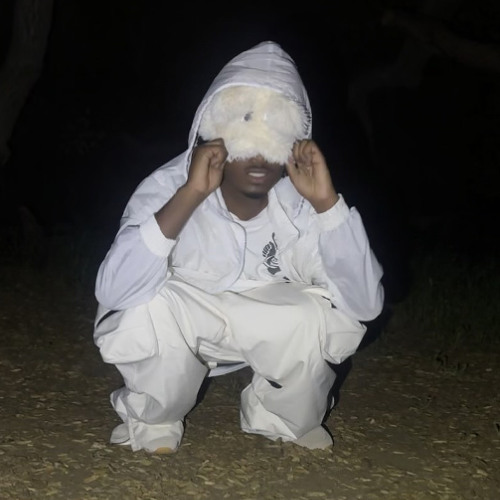 AllWhite+ (prod. maajins + zion)