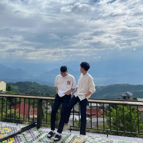Trong nháy mắt remix