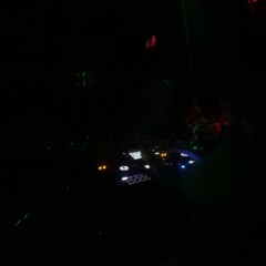 ĐAU LÒNG CHỮ TƯỞNG REMIX - MIX -BÉ MẪN