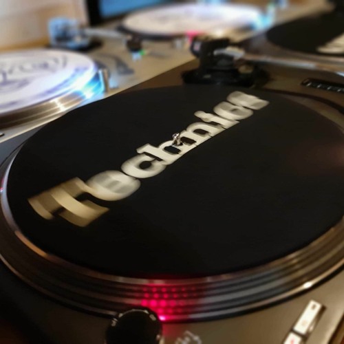 Oldskool Rave piano break Anthems Mashup Explosion!!