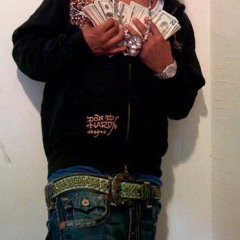 nobody loves you all you do is lie and cheat you have no friends and youre stuck in the same place doing the same thing