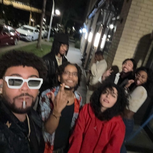 low on life! (with. JUSTRECKLESS)