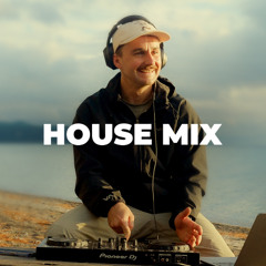 Lakeside House Mix