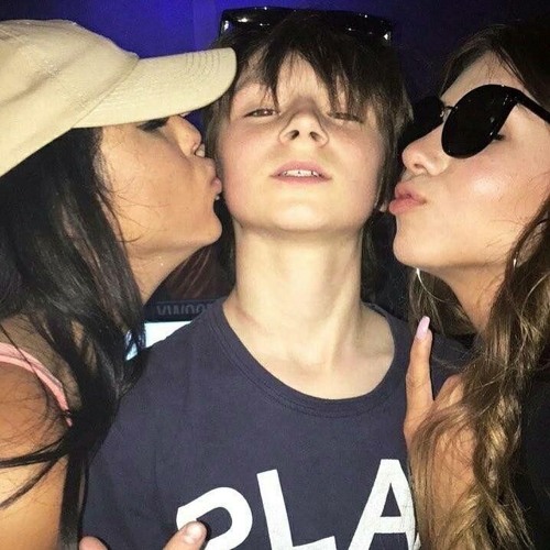 FLOCKAA - (Не законно) Damn