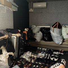 I'm Living in a Garbage Studio