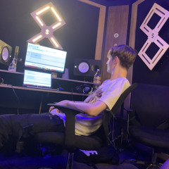 Nike Tracksuit - Eyez - Zeberdi Remix