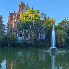 some house to keep the autumn warm 🍃