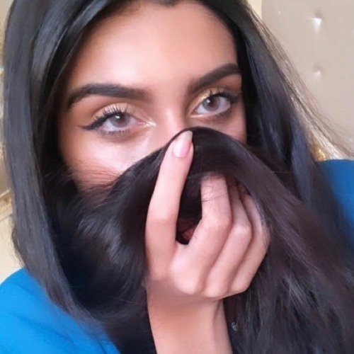 Stream فديت انا ذيك العيون by R B A | Listen online for free on SoundCloud