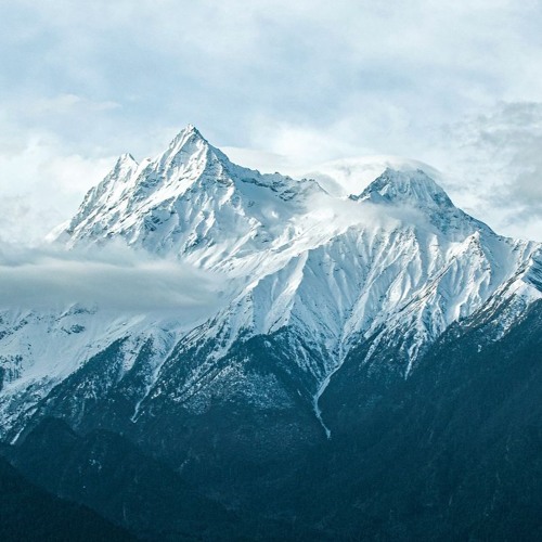 Peaks Twinned (2025)