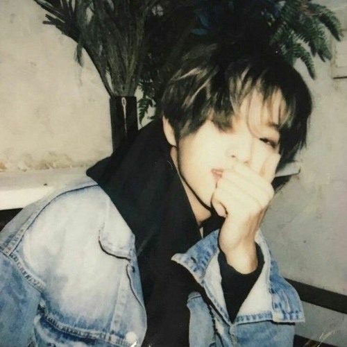 Jae day6 top black hair