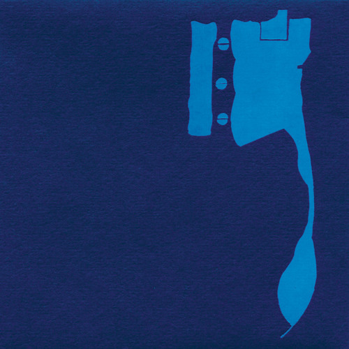 L'Espace au sol est redessine par d'immenses panneaux bleus