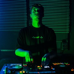 VAREZ'S SETS