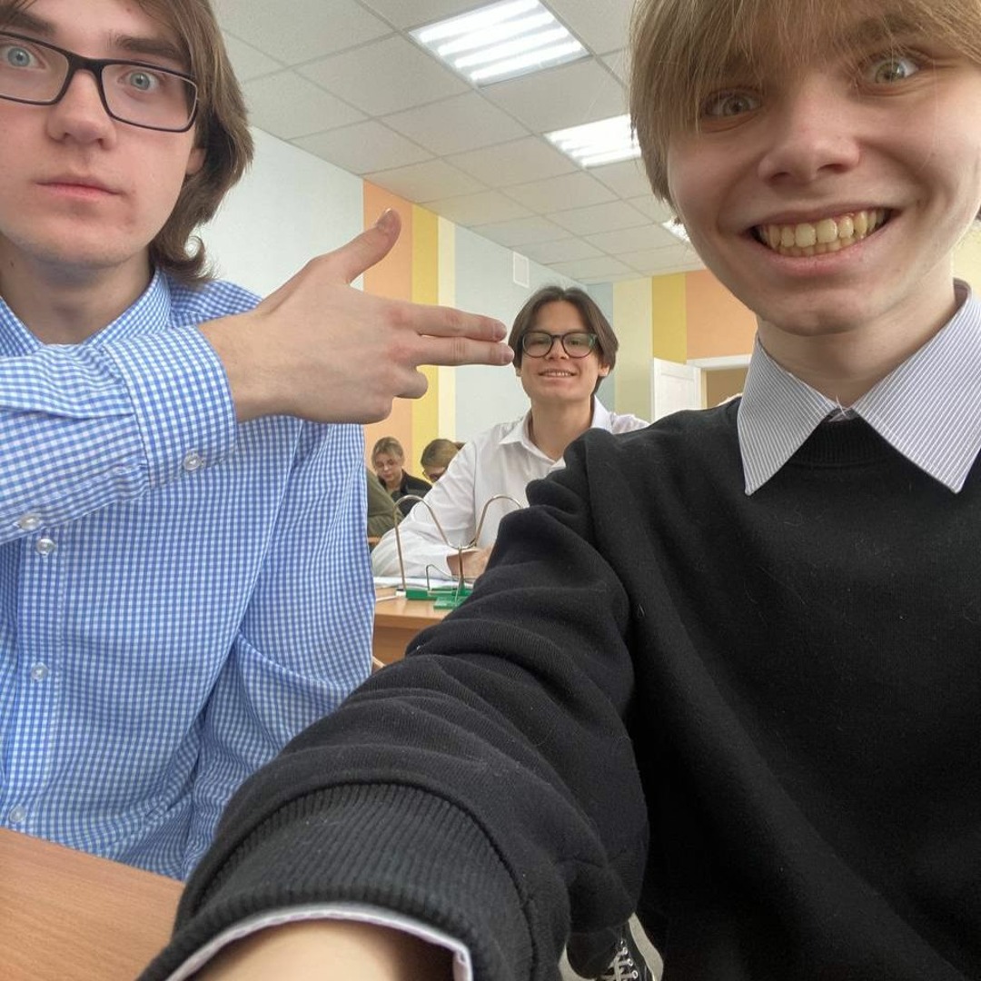 Сиськимен ойнау