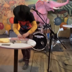 LIVE @ CAROUSEL LOUNGE