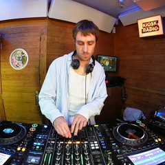 Yser w/ SLIM SIM @ Kiosk Radio 12.07.2025