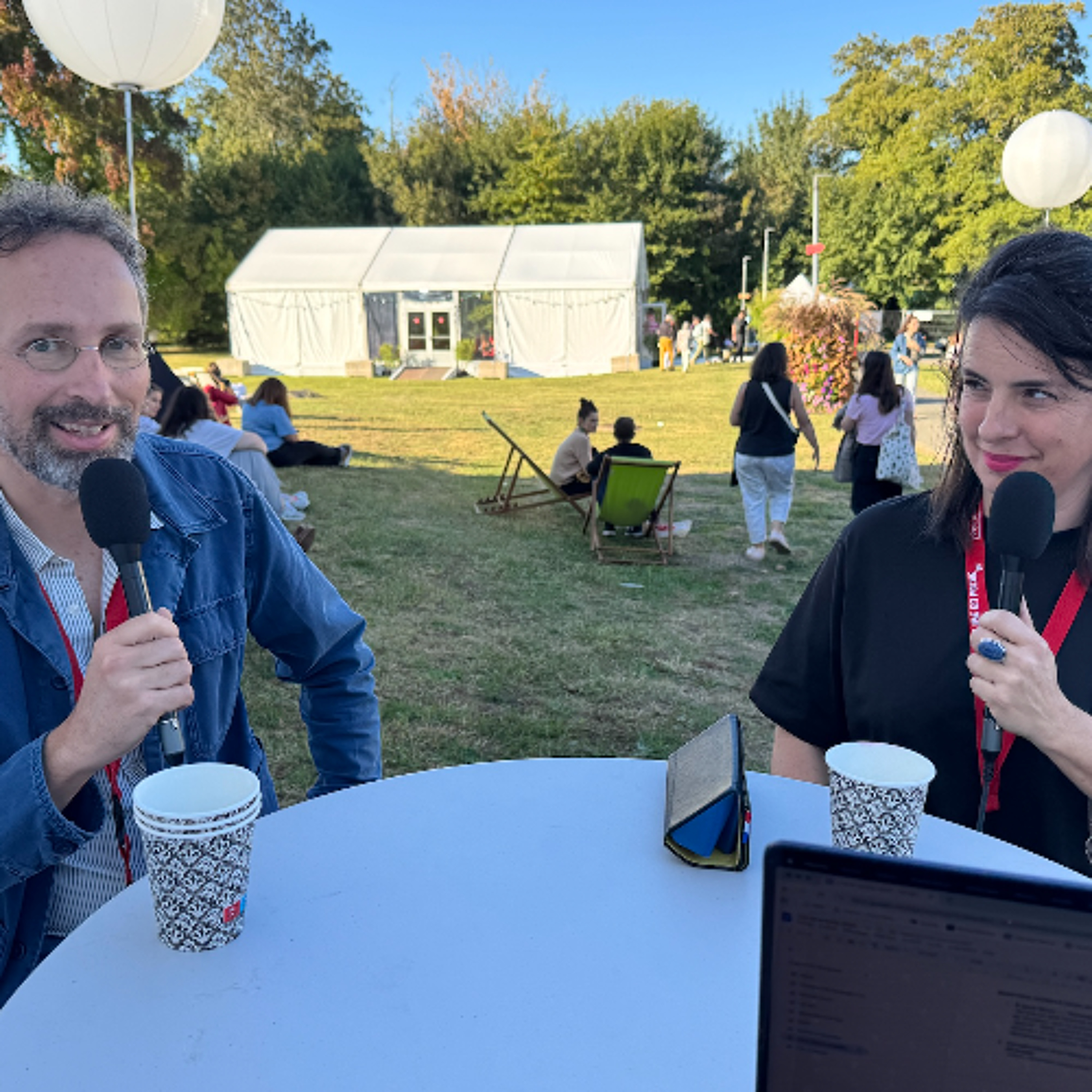 Julien Biziat et Gaëlle Duhazé : deux voix complices de la littérature jeunesse episode artwork