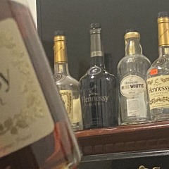 No Trippin Ft. Amazayus (Produced by Voguel)