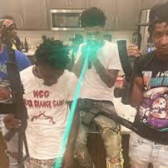 Fn to yo face‼️ft- 10! (@two5ives)