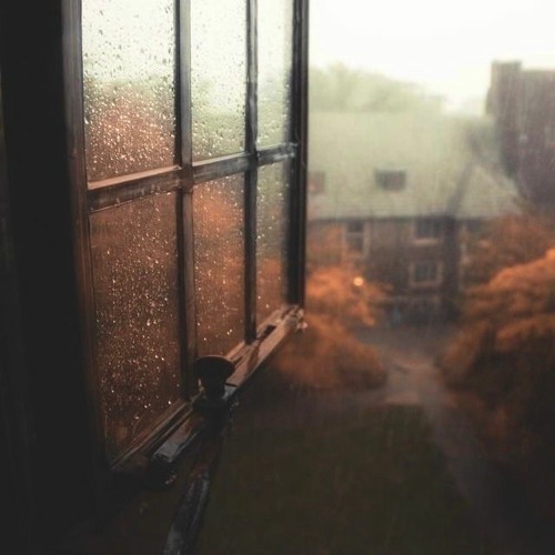 Deep House for Staring Blankly Out Your Rainy Window