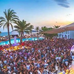 when house takes a journey