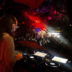 Iris Anahata ♡ Mühle Floor / Mit Dir Festival 2025