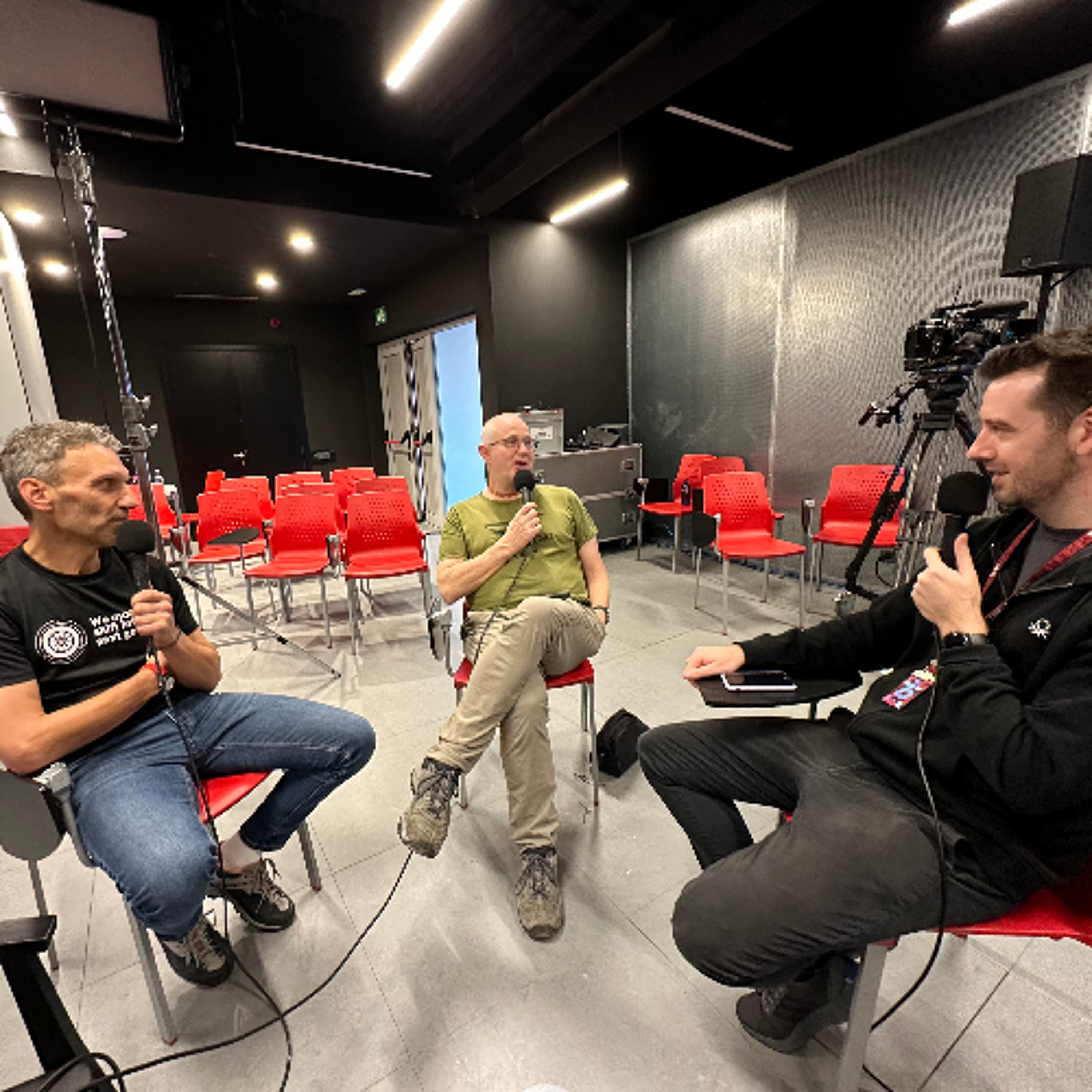 Paddock Notes fully free show! Barcelona GP Thursday – The stage is set (+Peter Bom!)