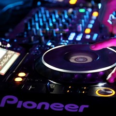 Khoan Khoan Em Ơi Để Anh Nghe Hết Bài Này Cái Bê Quá - Nonstop 2018 - TrungPravite On The Mix