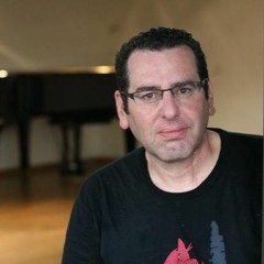 עמית גולן ז"ל מספר ללאה ליאור על תקליטו, בתכניתה "רק ג'אז", 2007